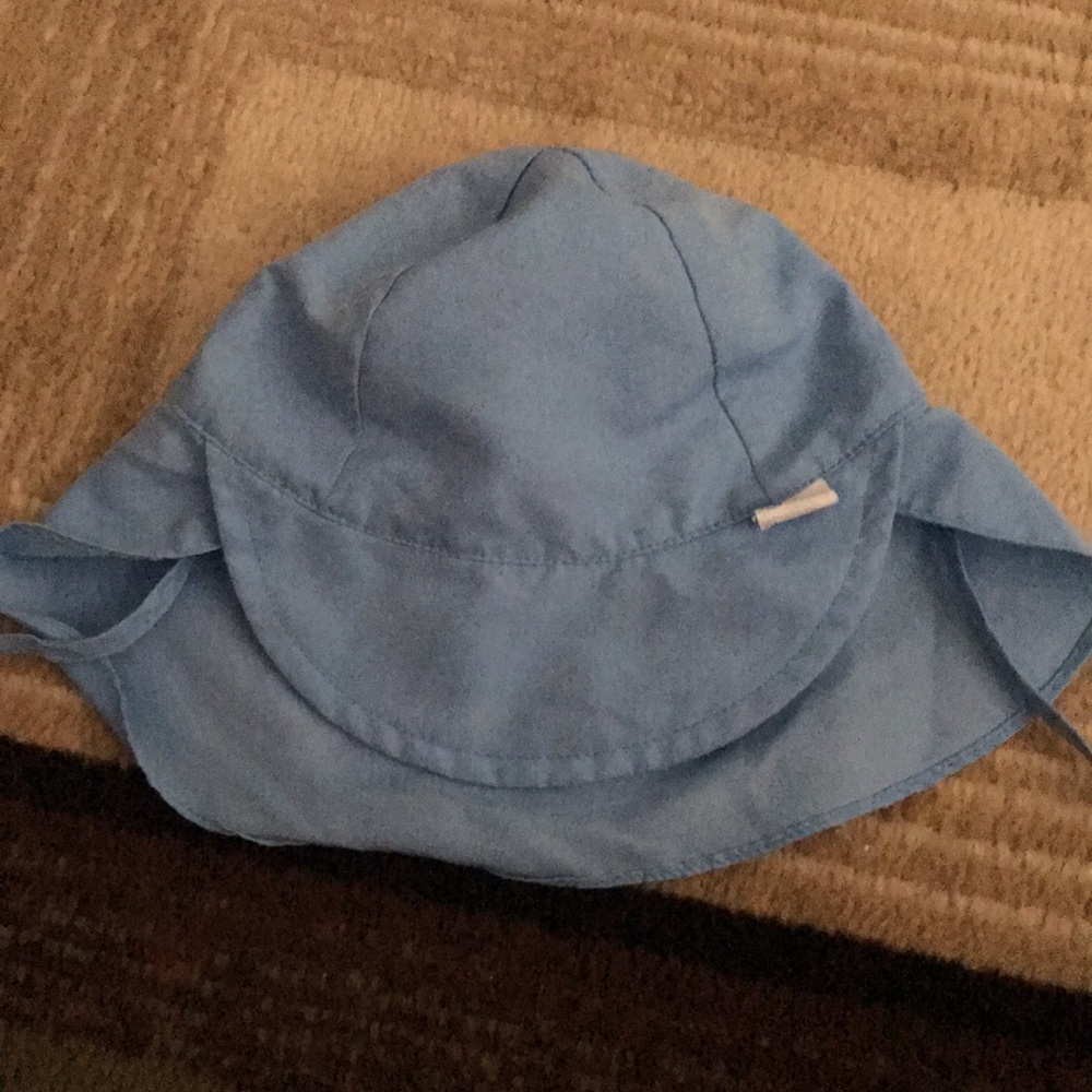Baby swim hat. 9-18 months.